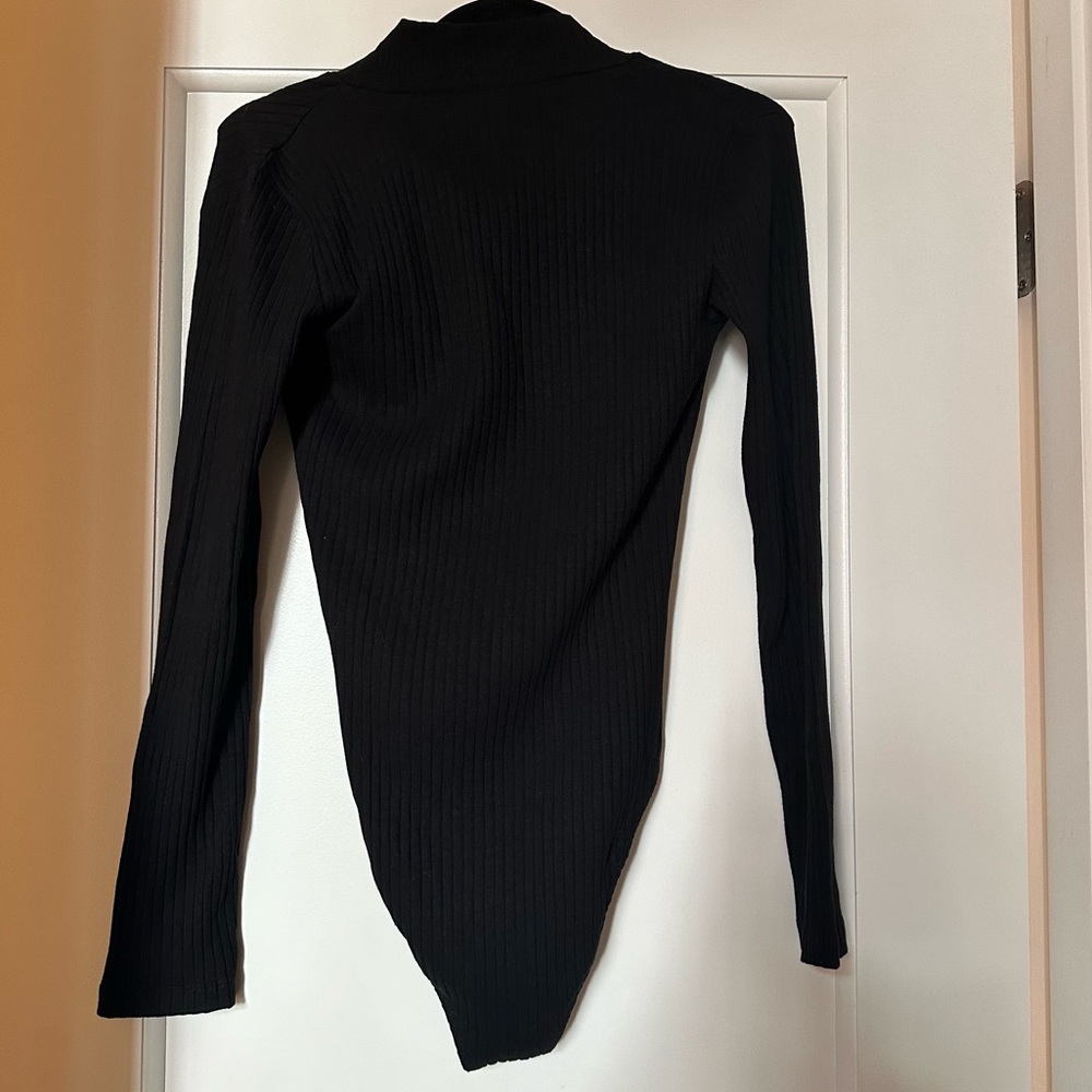 Zara Ribbed Button Up Bodysuit - Picture 2 of 3